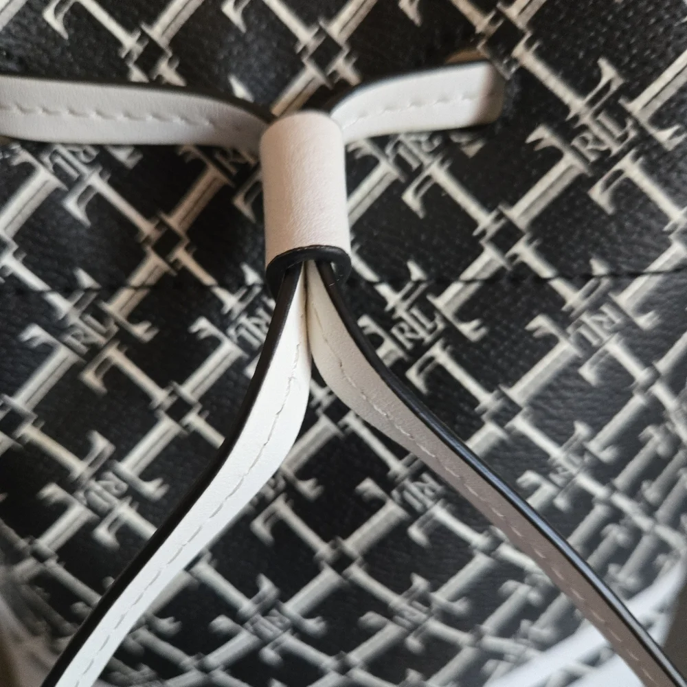 Lauren Ralph Lauren Heritage Debby II Drawstring Bag Black/White